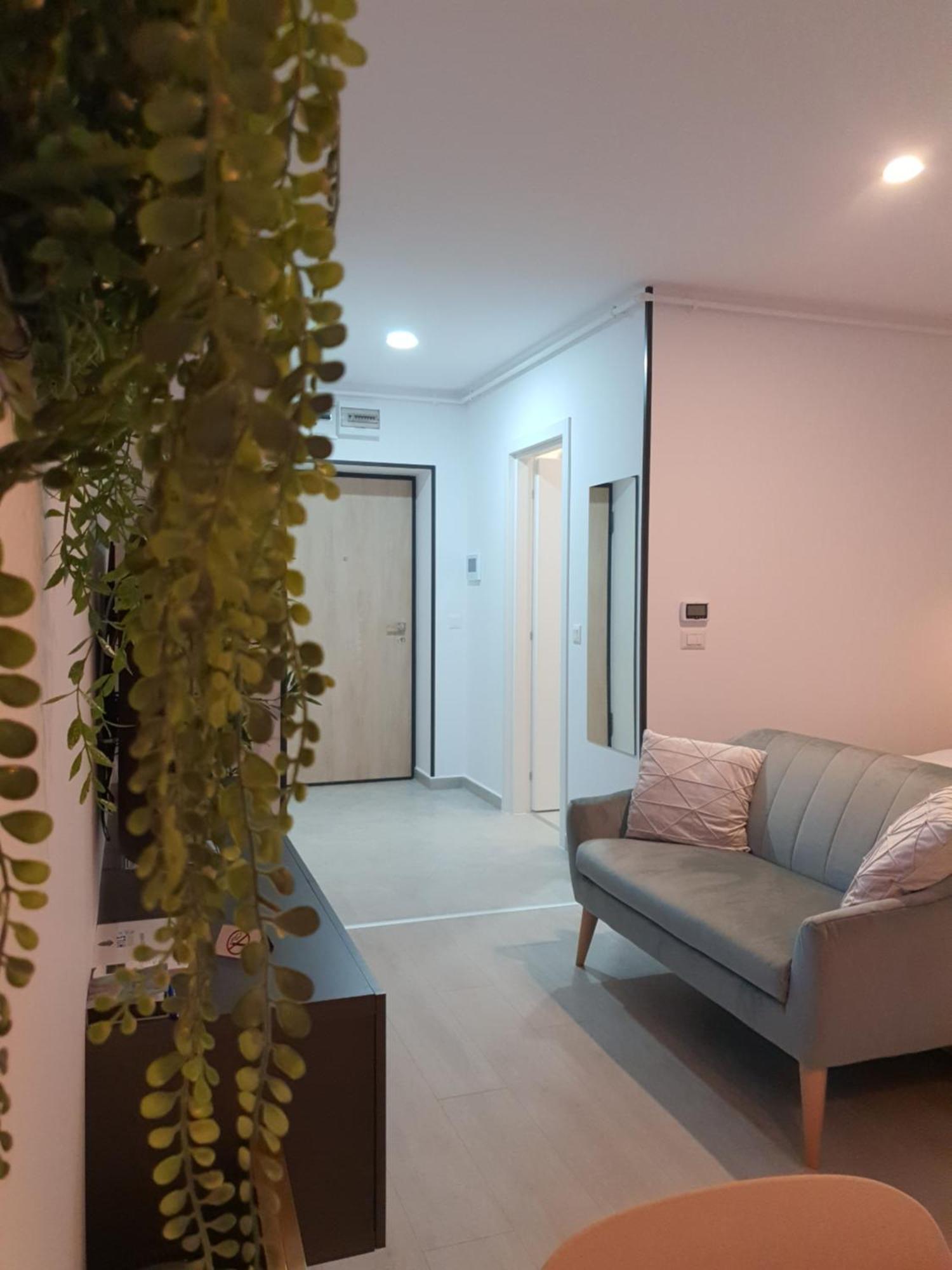 Premium Hils Brauner Studio Bucarest Exterior foto
