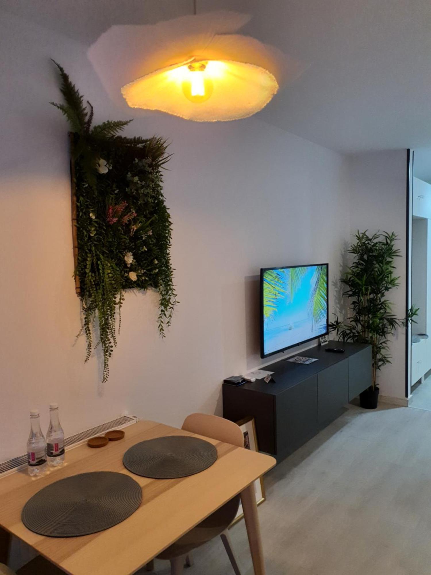 Premium Hils Brauner Studio Bucarest Exterior foto